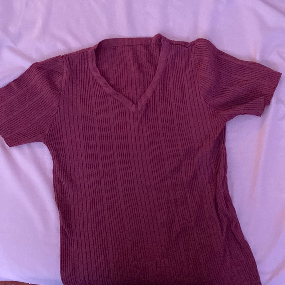 Redish top